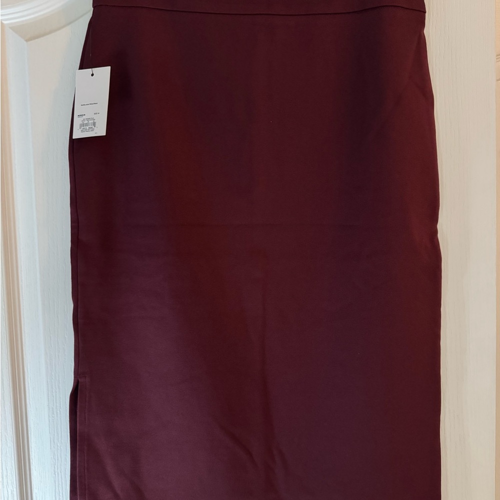 Nine West NWT Burgundy Pencil Skirt
